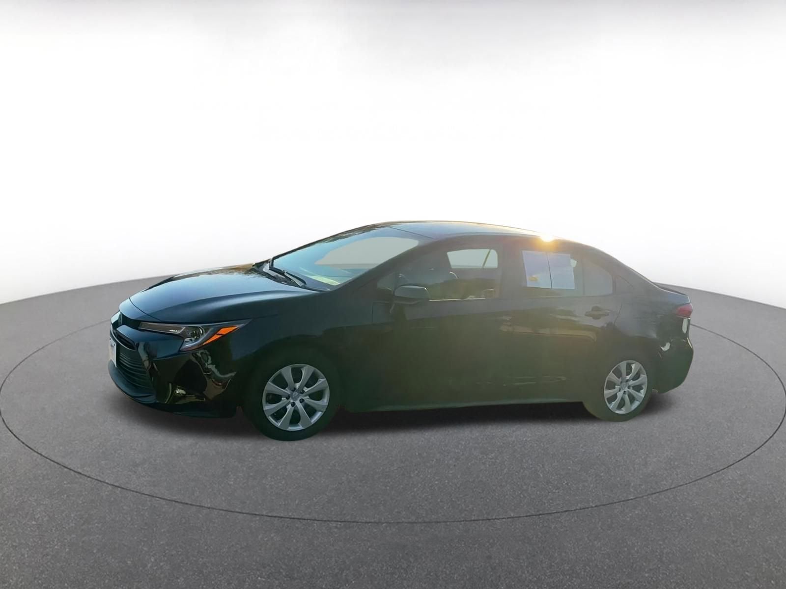 Thumbnail: 2025 Toyota Corolla - 8