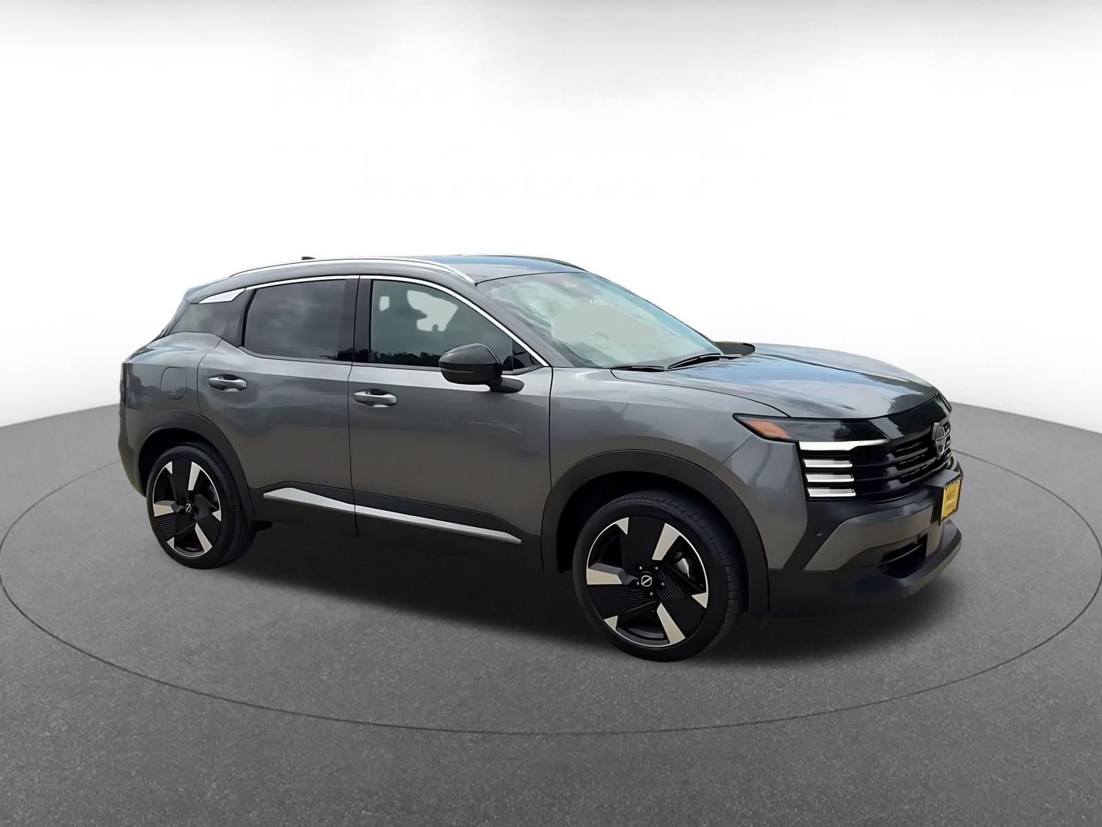 Thumbnail: 2026 Nissan Kicks - 2