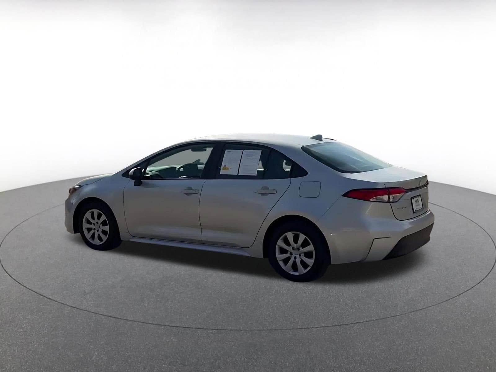 Thumbnail: 2025 Toyota Corolla - 10