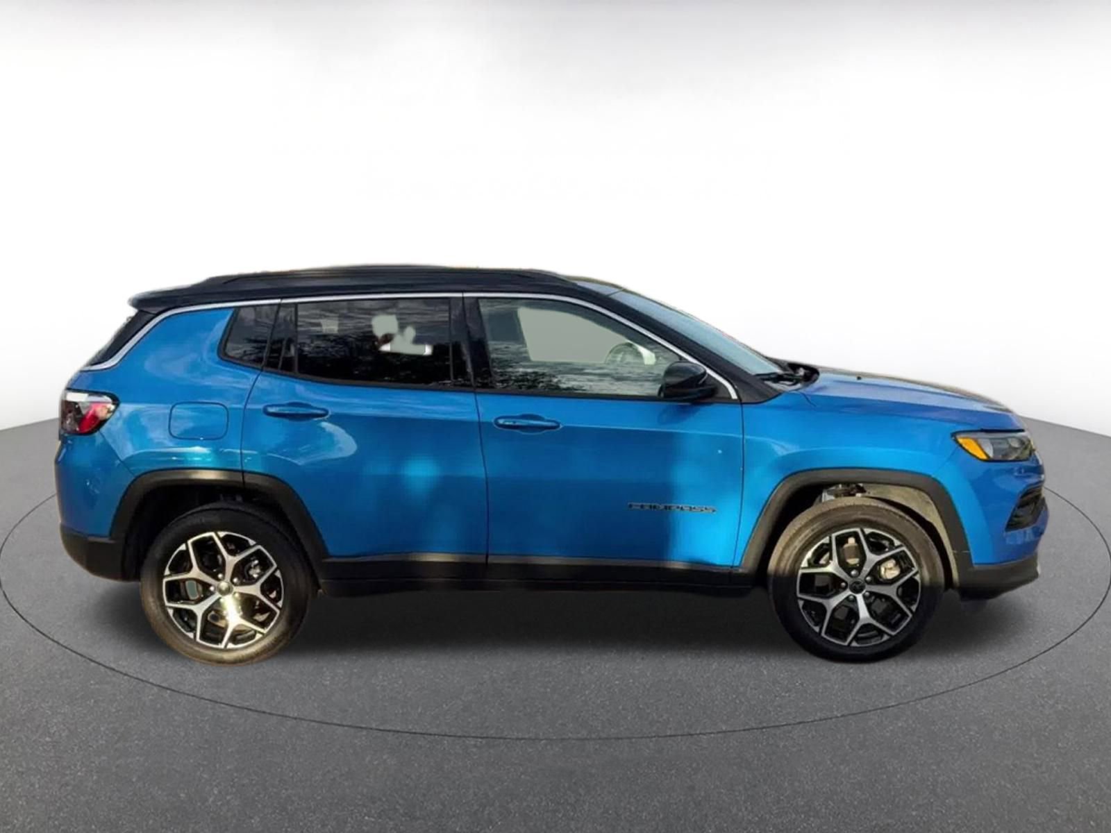 Thumbnail: 2025 Jeep Compass - 16