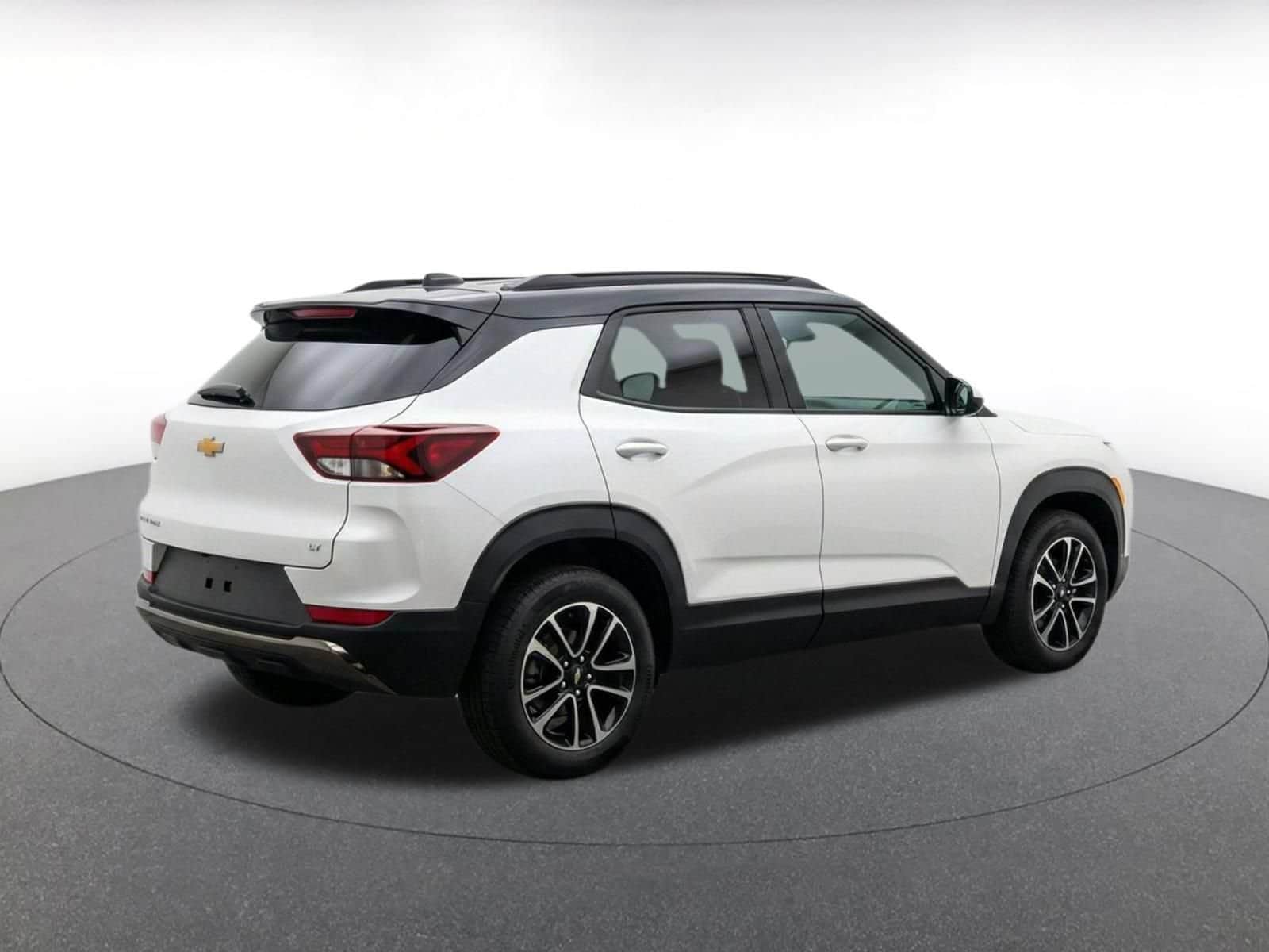 Thumbnail: 2025 Chevrolet TrailBlazer - 8