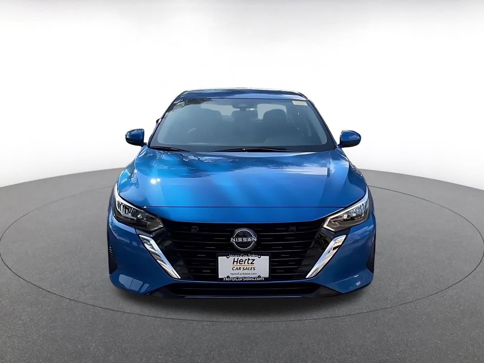 Thumbnail: 2025 Nissan Sentra - 4