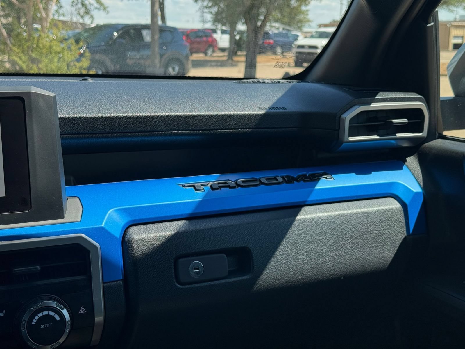 Thumbnail: 2025 Toyota Tacoma - 35