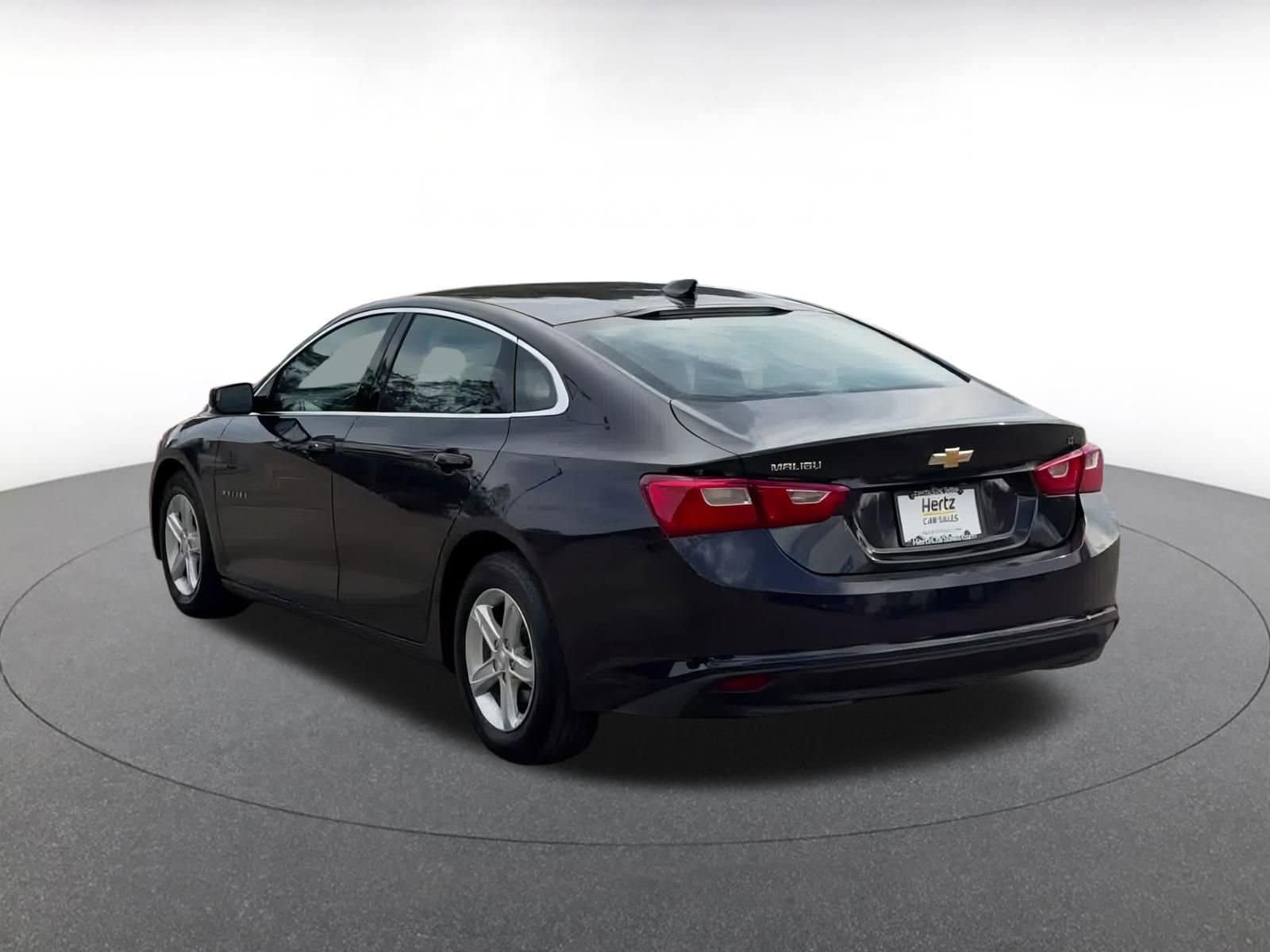 Thumbnail: 2023 Chevrolet Malibu - 11