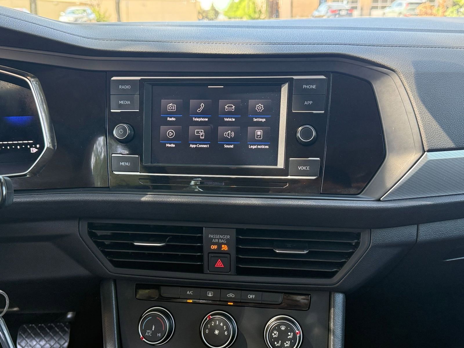 2024 Volkswagen Jetta S 18