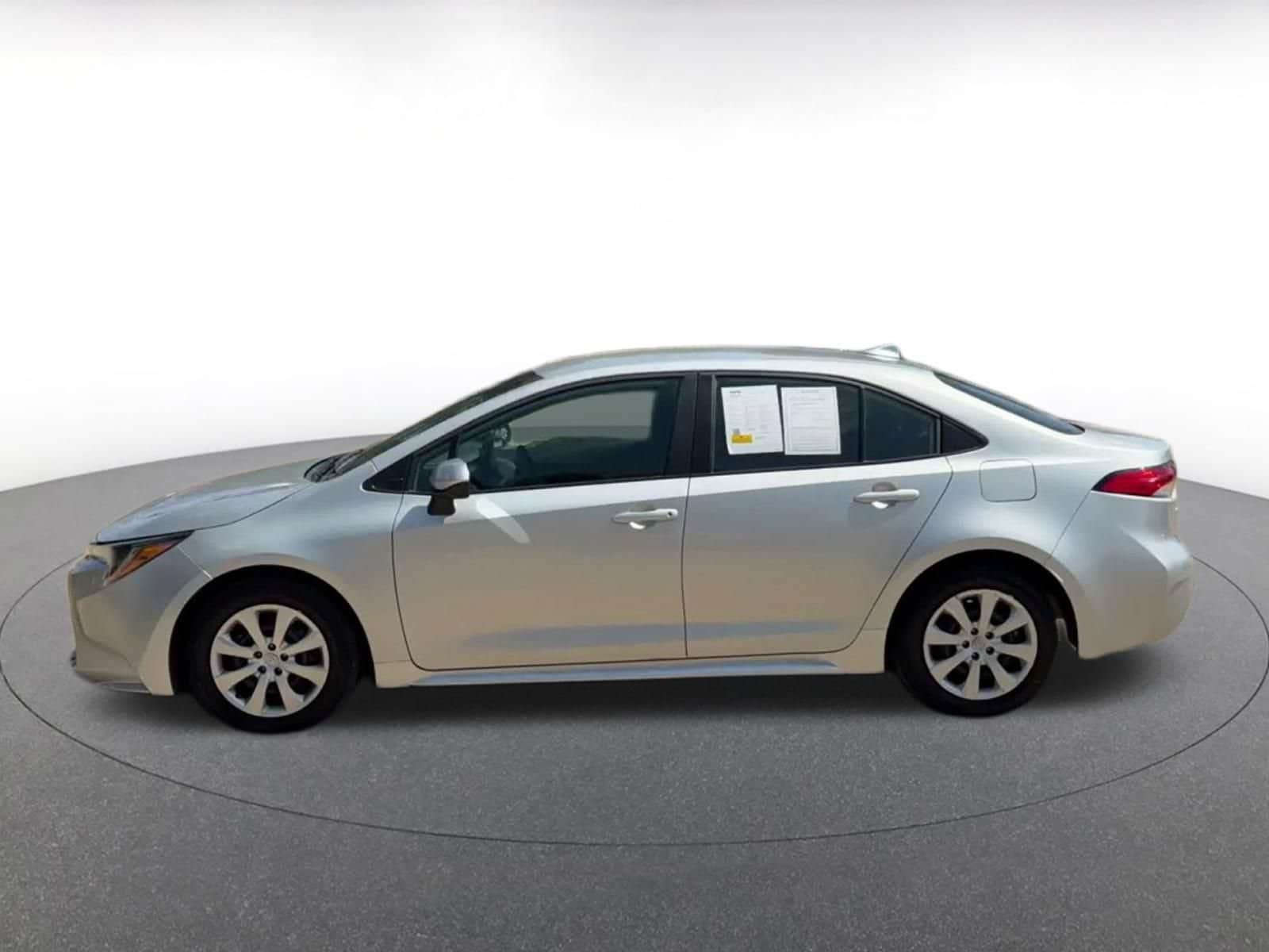 Thumbnail: 2025 Toyota Corolla - 8