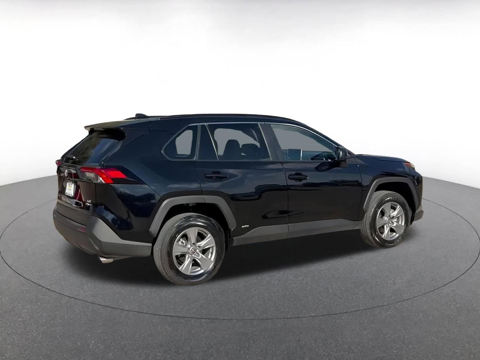 Thumbnail: 2025 Toyota RAV4 - 15