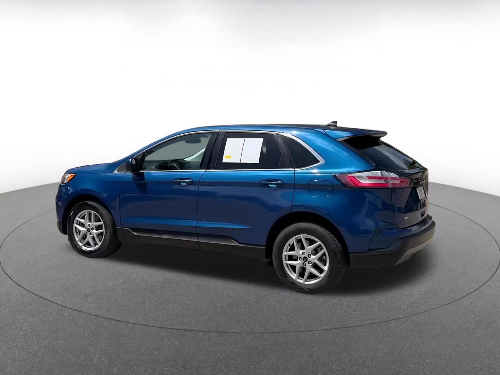 Thumbnail: 2024 Ford Edge - 10