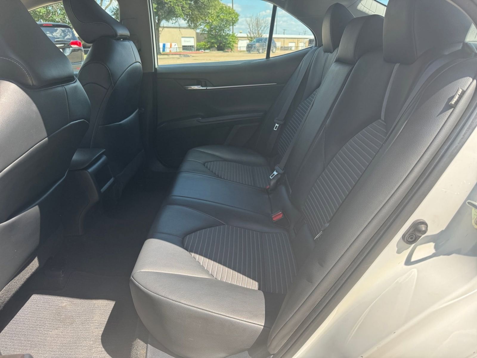 2022 Toyota Camry SE 26