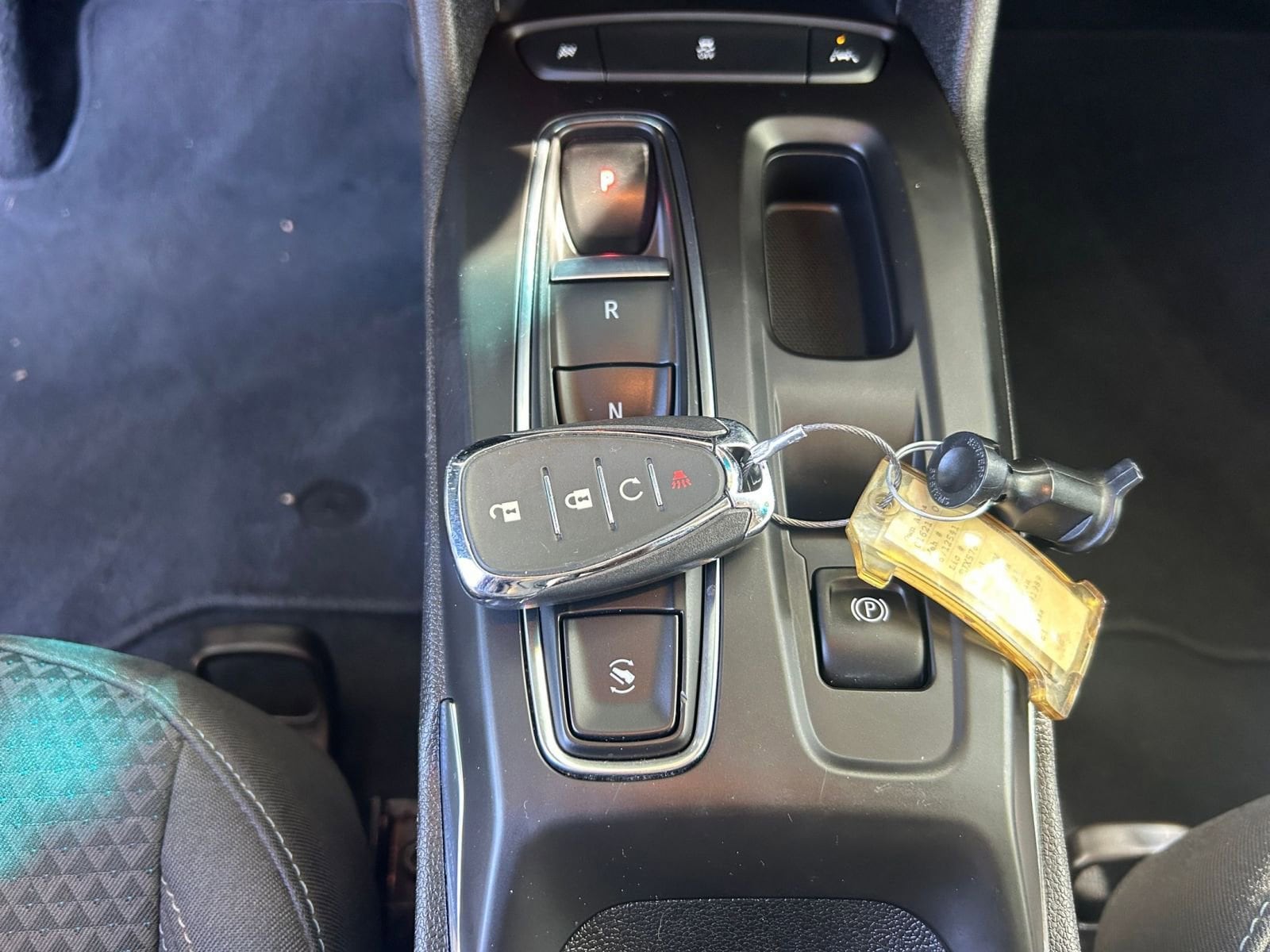 Thumbnail: 2023 Chevrolet Bolt EV - 25