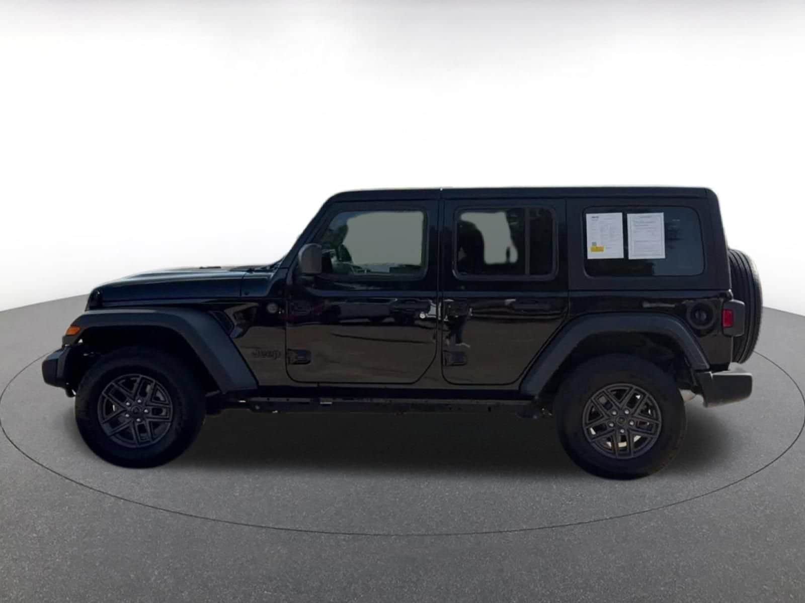 Thumbnail: 2025 Jeep Wrangler - 9