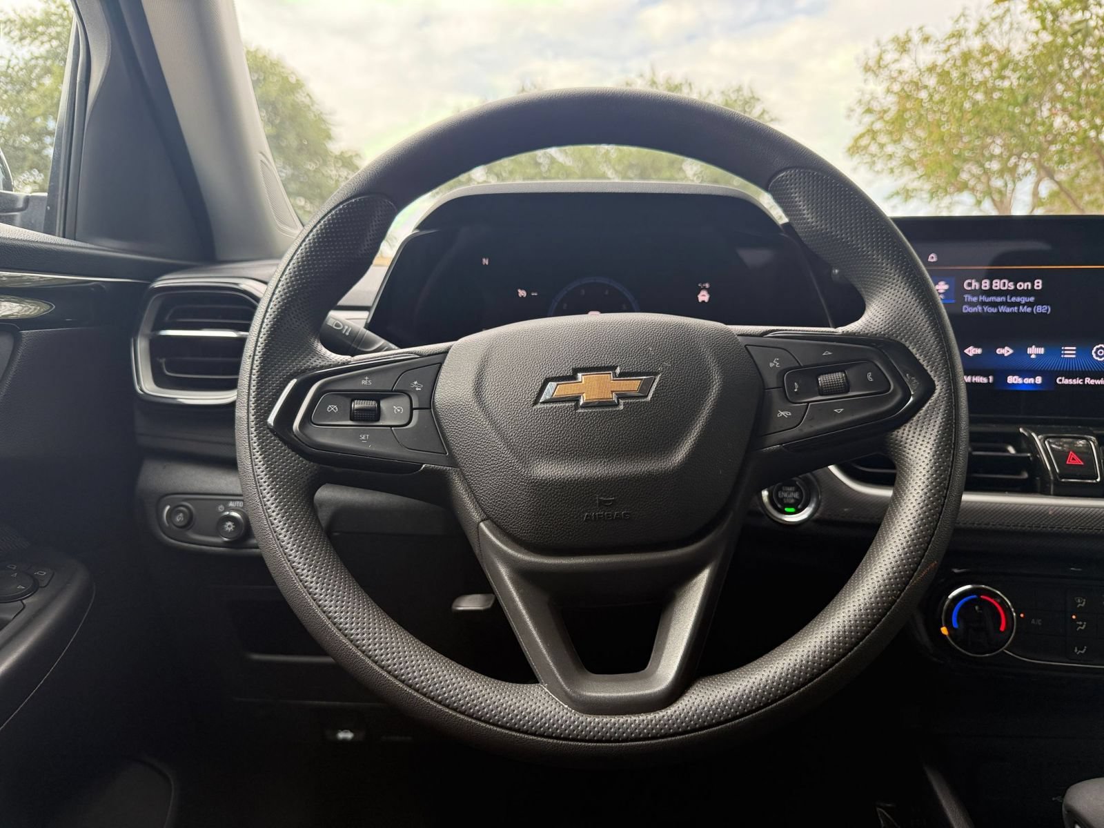 Thumbnail: 2025 Chevrolet TrailBlazer - 29