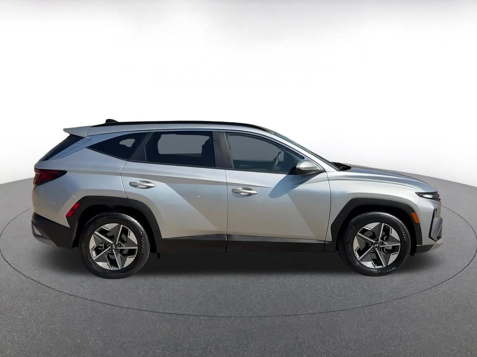 Thumbnail: 2025 Hyundai Tucson - 16