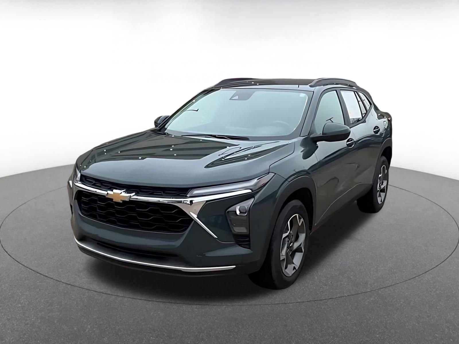 Thumbnail: 2025 Chevrolet Trax - 8