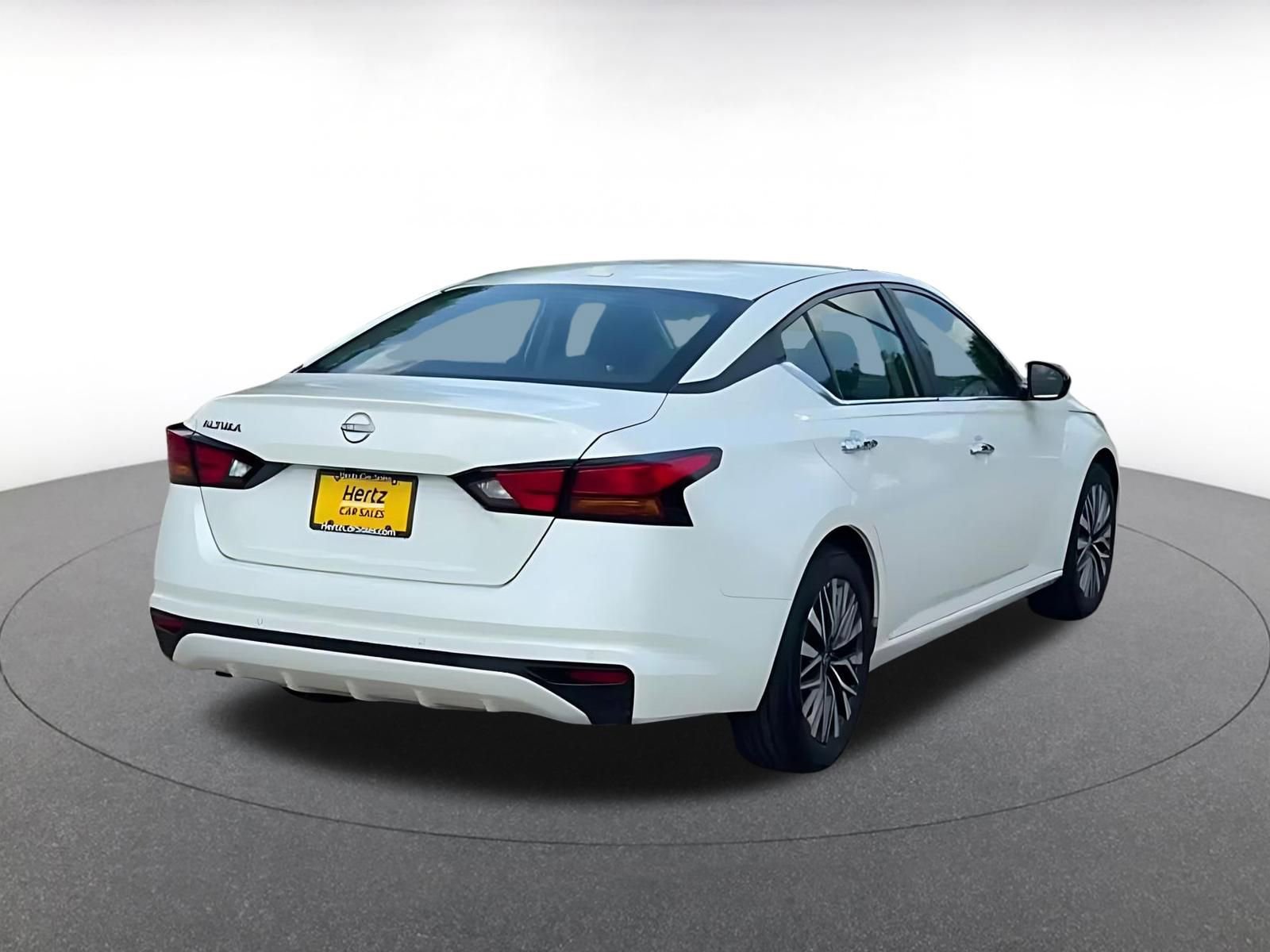 Thumbnail: 2025 Nissan Altima - 14