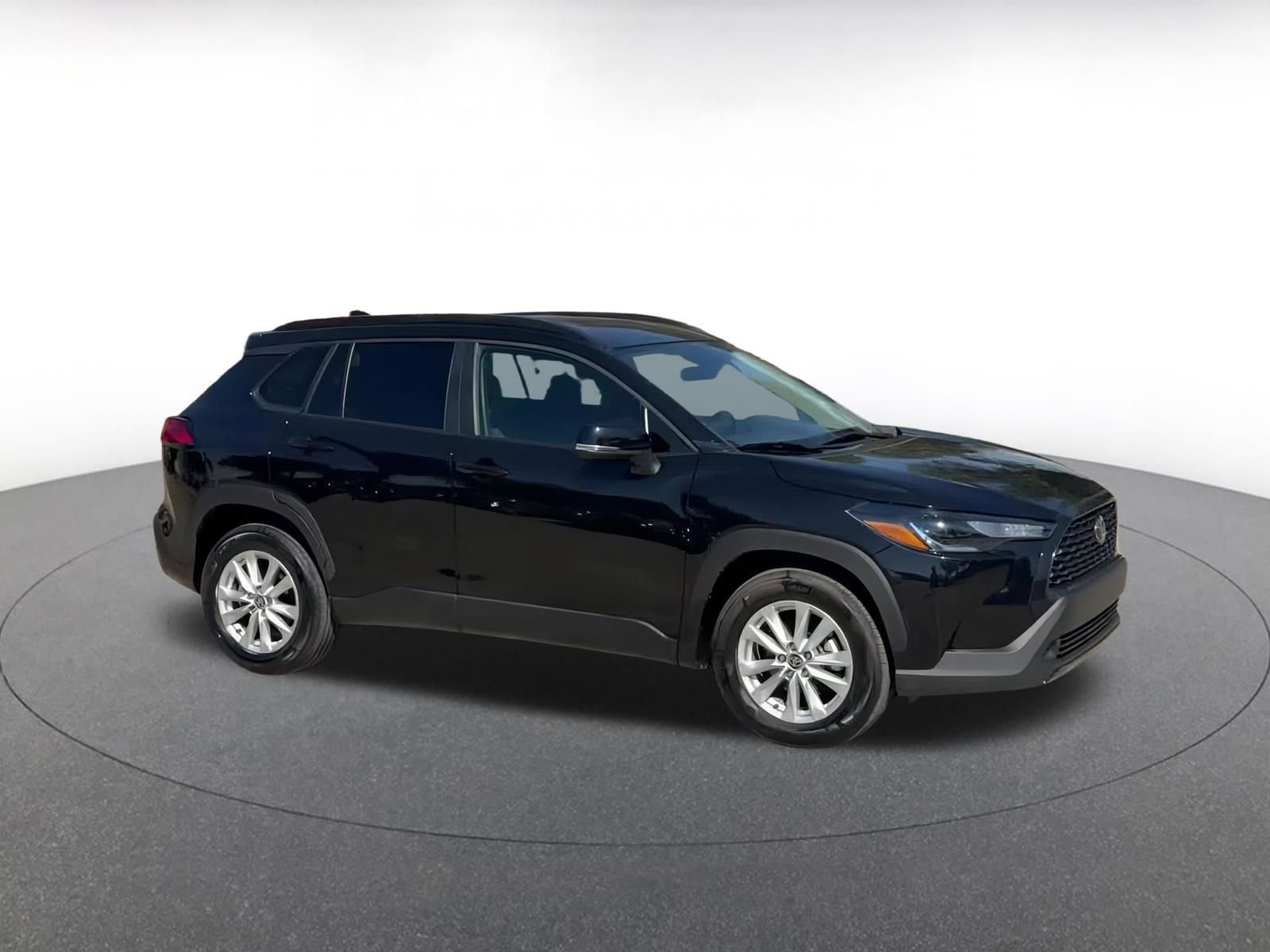 Thumbnail: 2025 Toyota Corolla Cross - 2