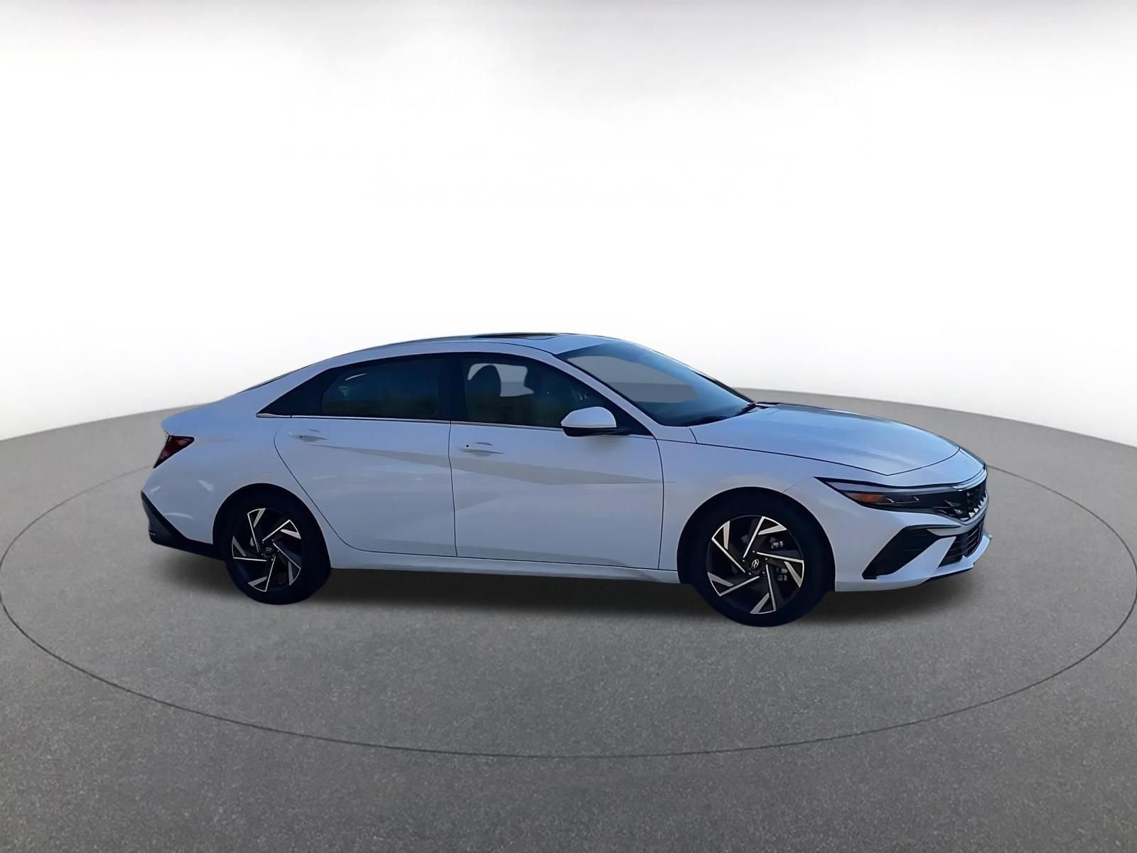 Thumbnail: 2025 Hyundai Elantra - 2