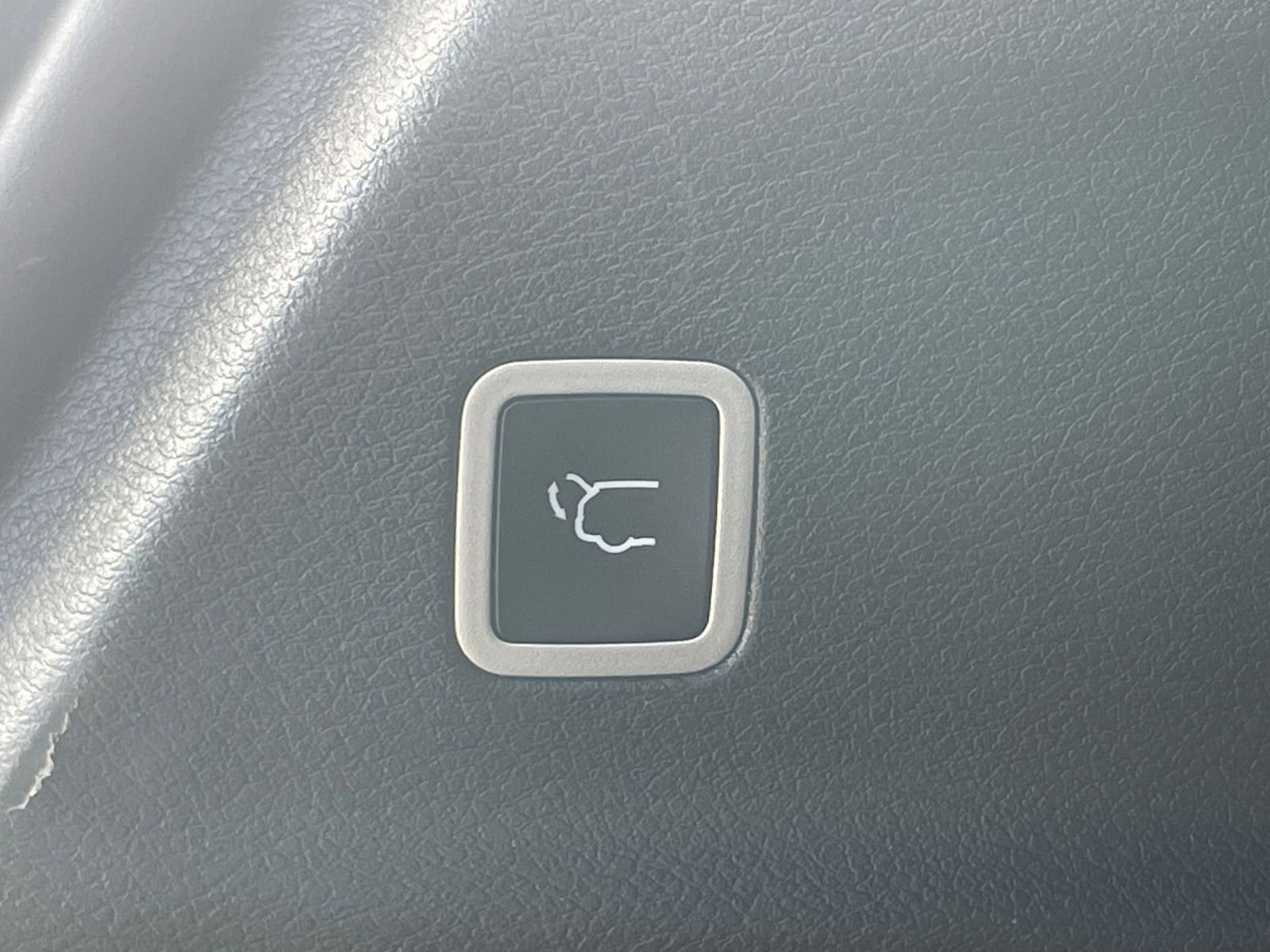 Thumbnail: 2025 Chrysler Pacifica - 23