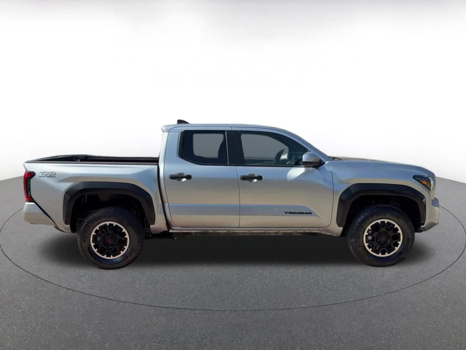 Thumbnail: 2024 Toyota Tacoma - 16