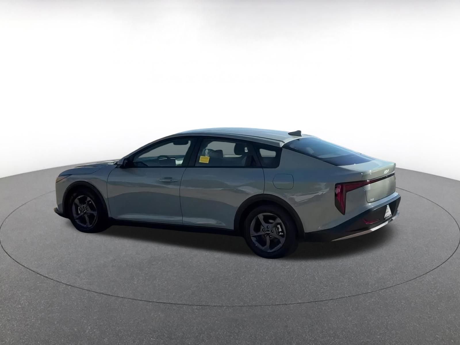 Thumbnail: 2025 Kia K4 - 10