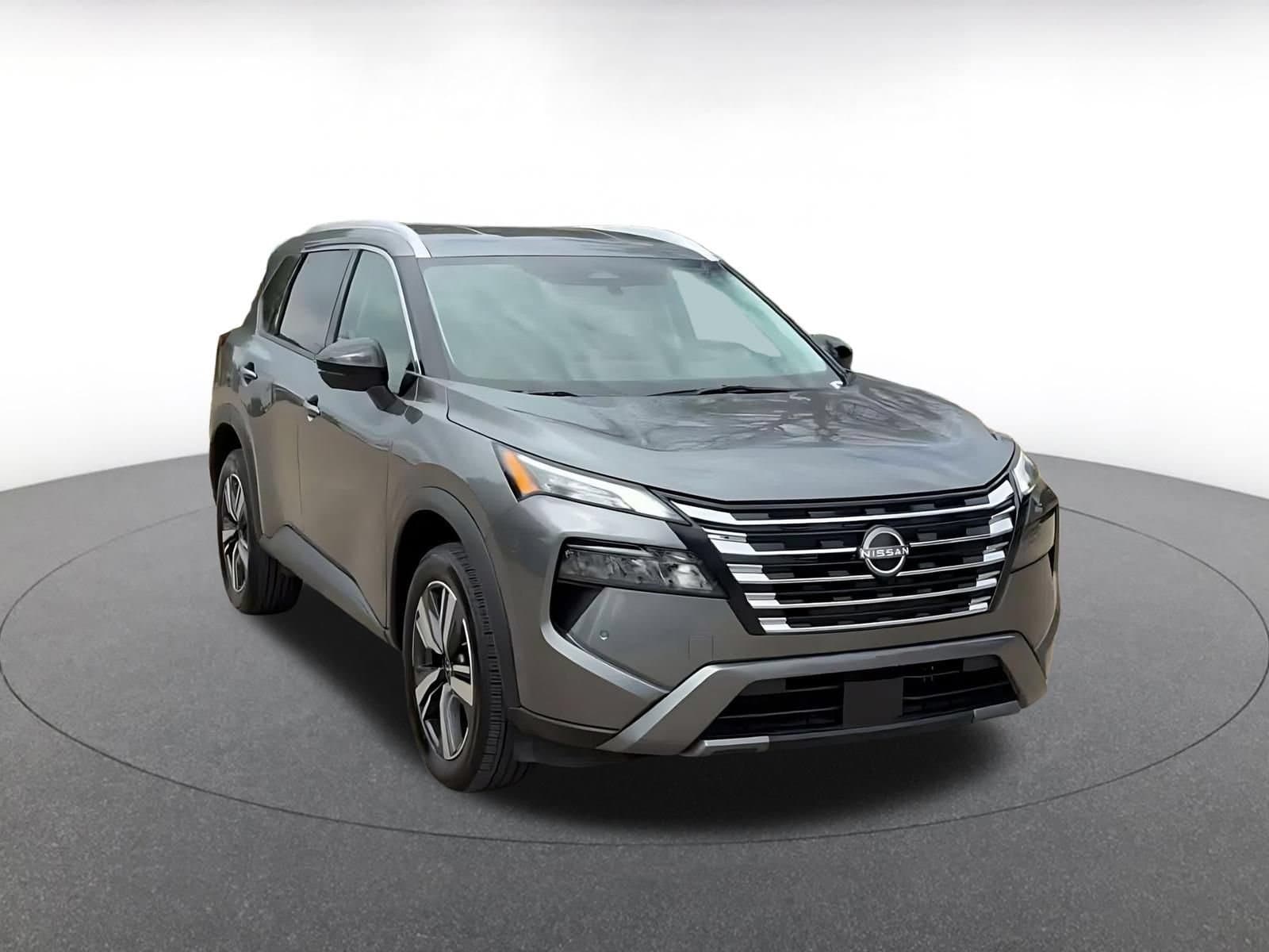 Thumbnail: 2026 Nissan Rogue - 3