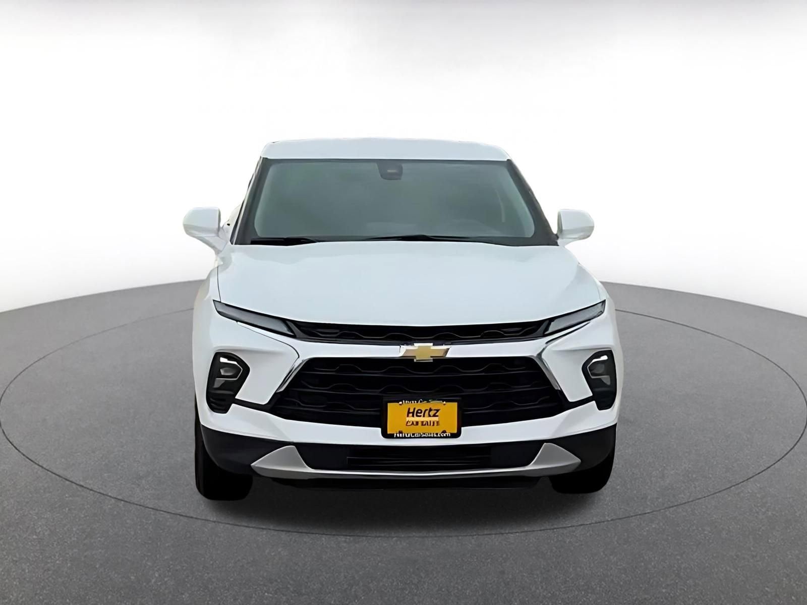 Thumbnail: 2025 Chevrolet Blazer - 4