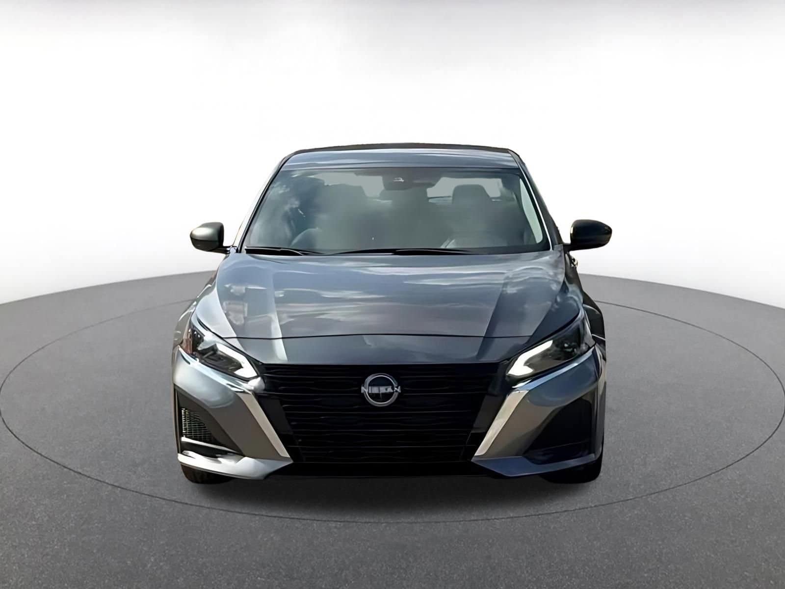 Thumbnail: 2025 Nissan Altima - 4