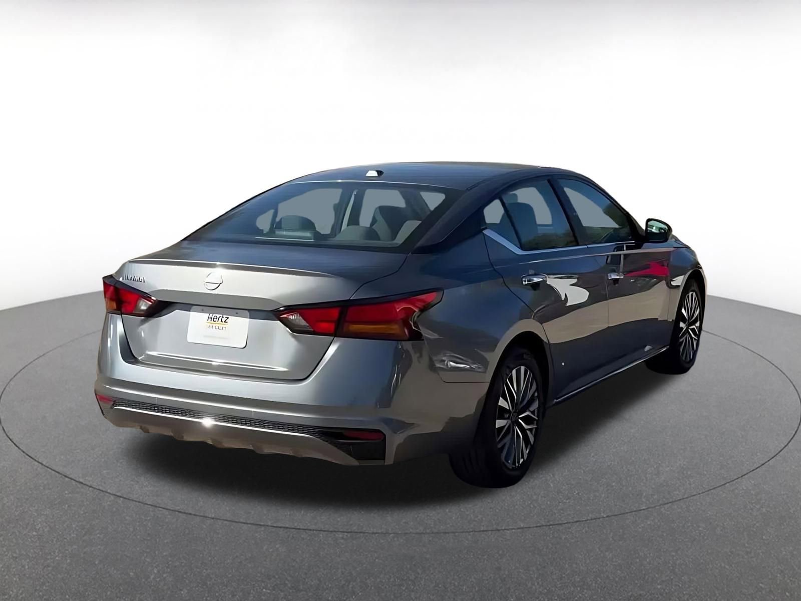 Thumbnail: 2025 Nissan Altima - 14