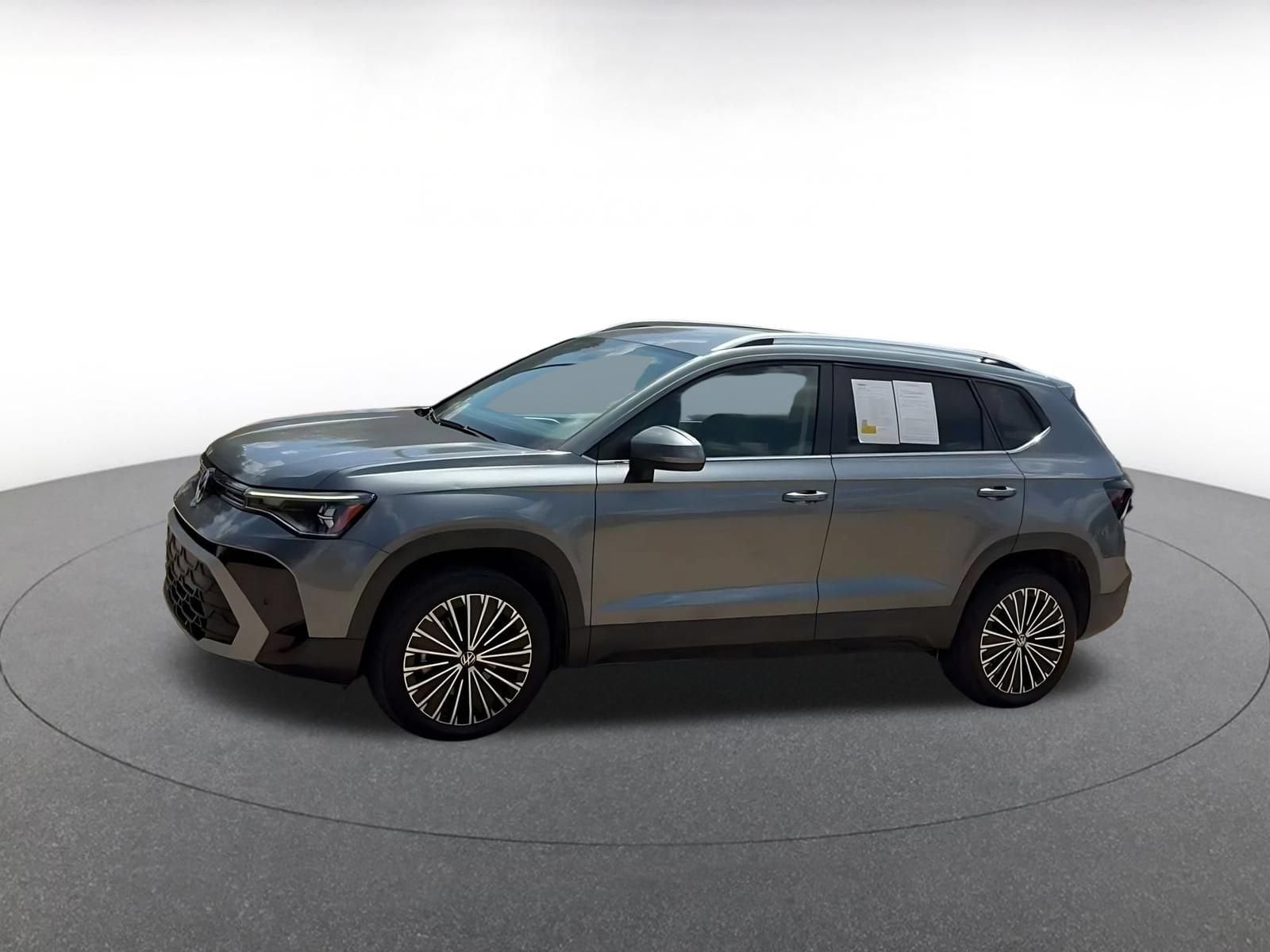 Thumbnail: 2025 Volkswagen Taos - 6