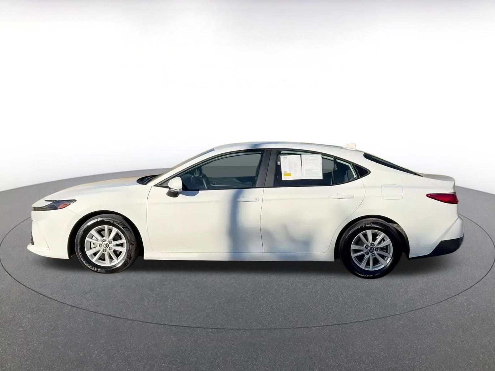 Thumbnail: 2025 Toyota Camry - 9