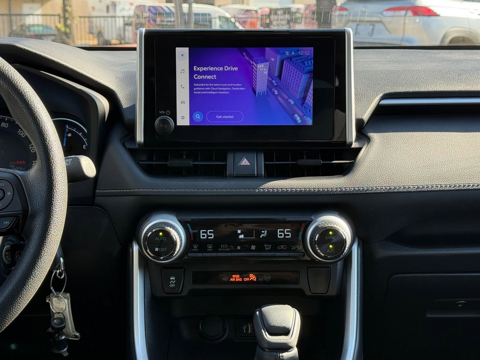 Thumbnail: 2025 Toyota RAV4 - 20