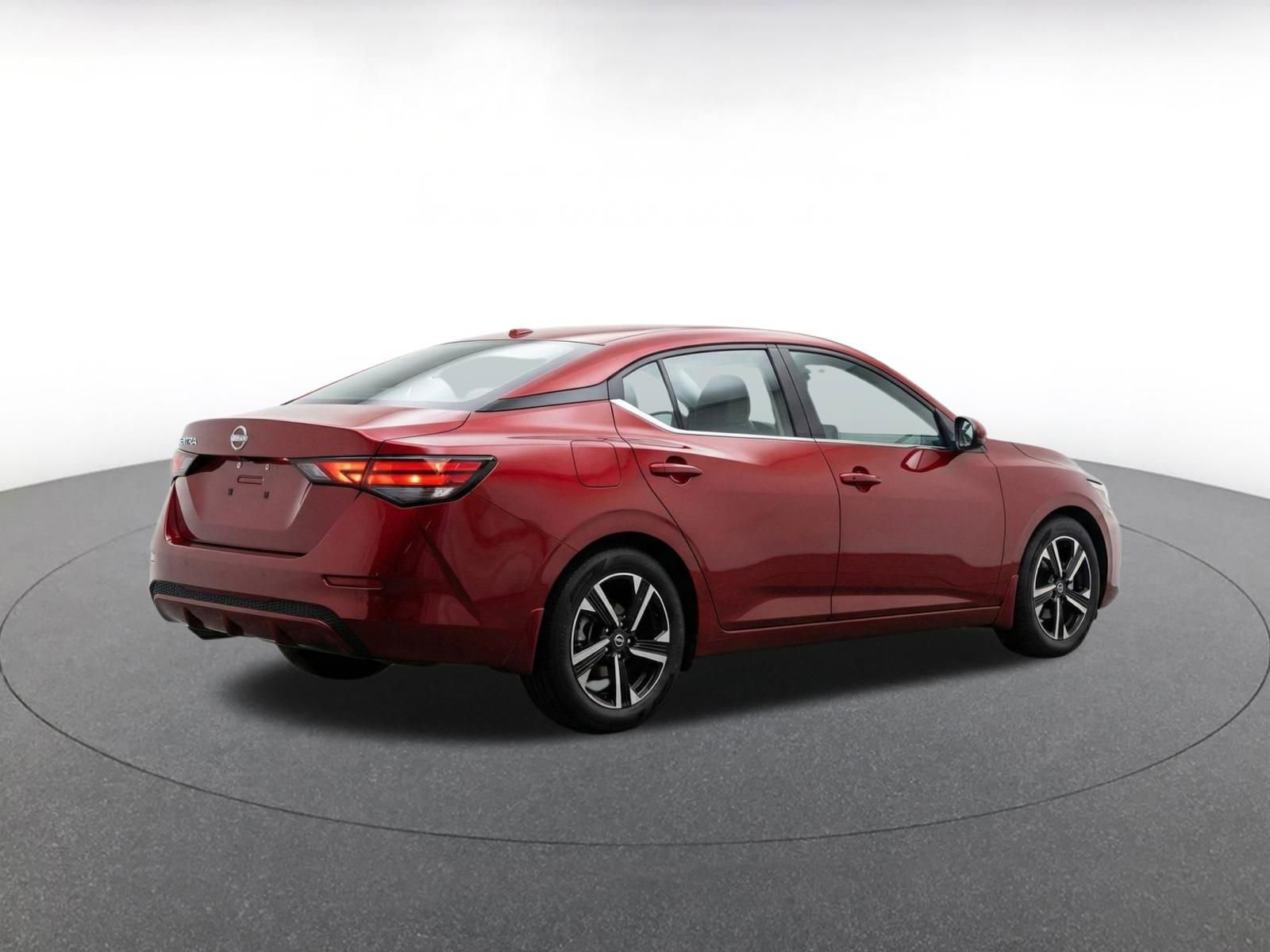 Thumbnail: 2025 Nissan Sentra - 9
