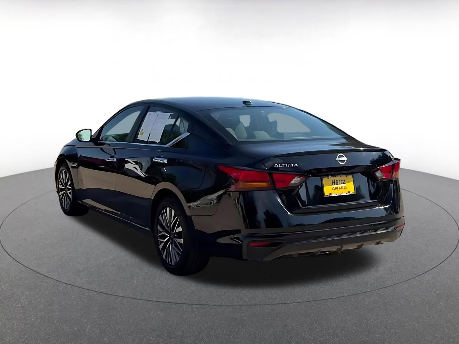 Thumbnail: 2025 Nissan Altima - 11