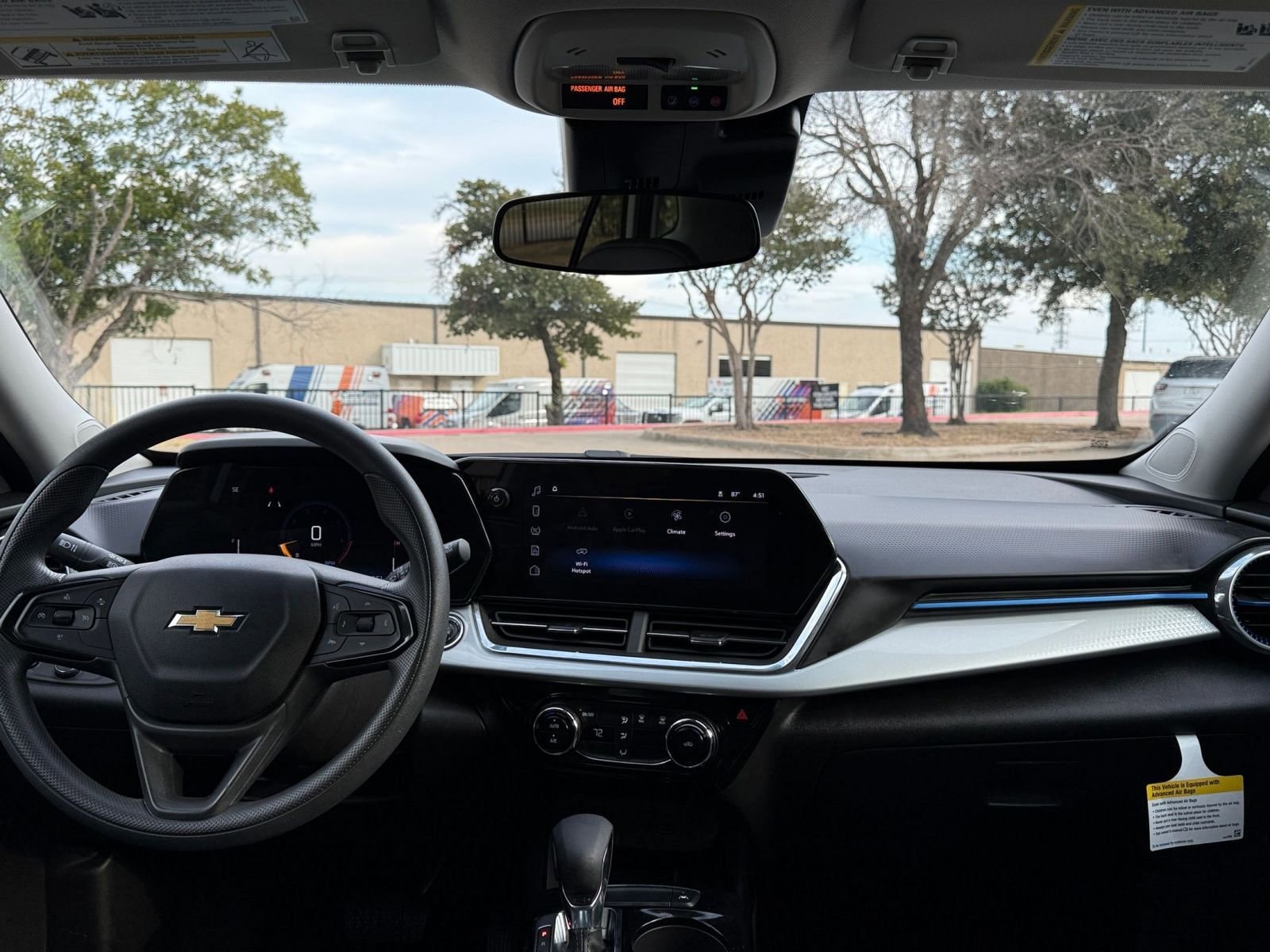 Thumbnail: 2025 Chevrolet Trax - 33