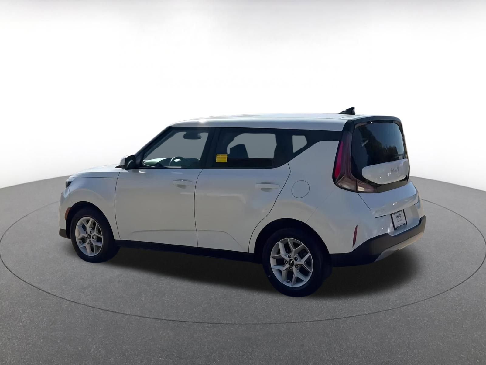 Thumbnail: 2024 Kia Soul - 10