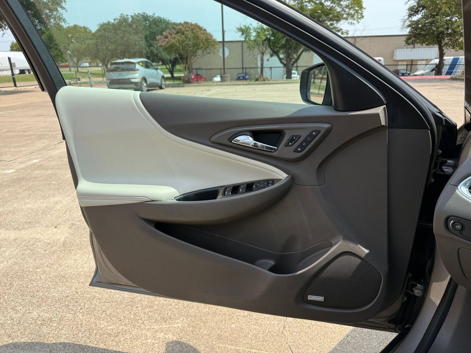 Thumbnail: 2024 Chevrolet Malibu - 20