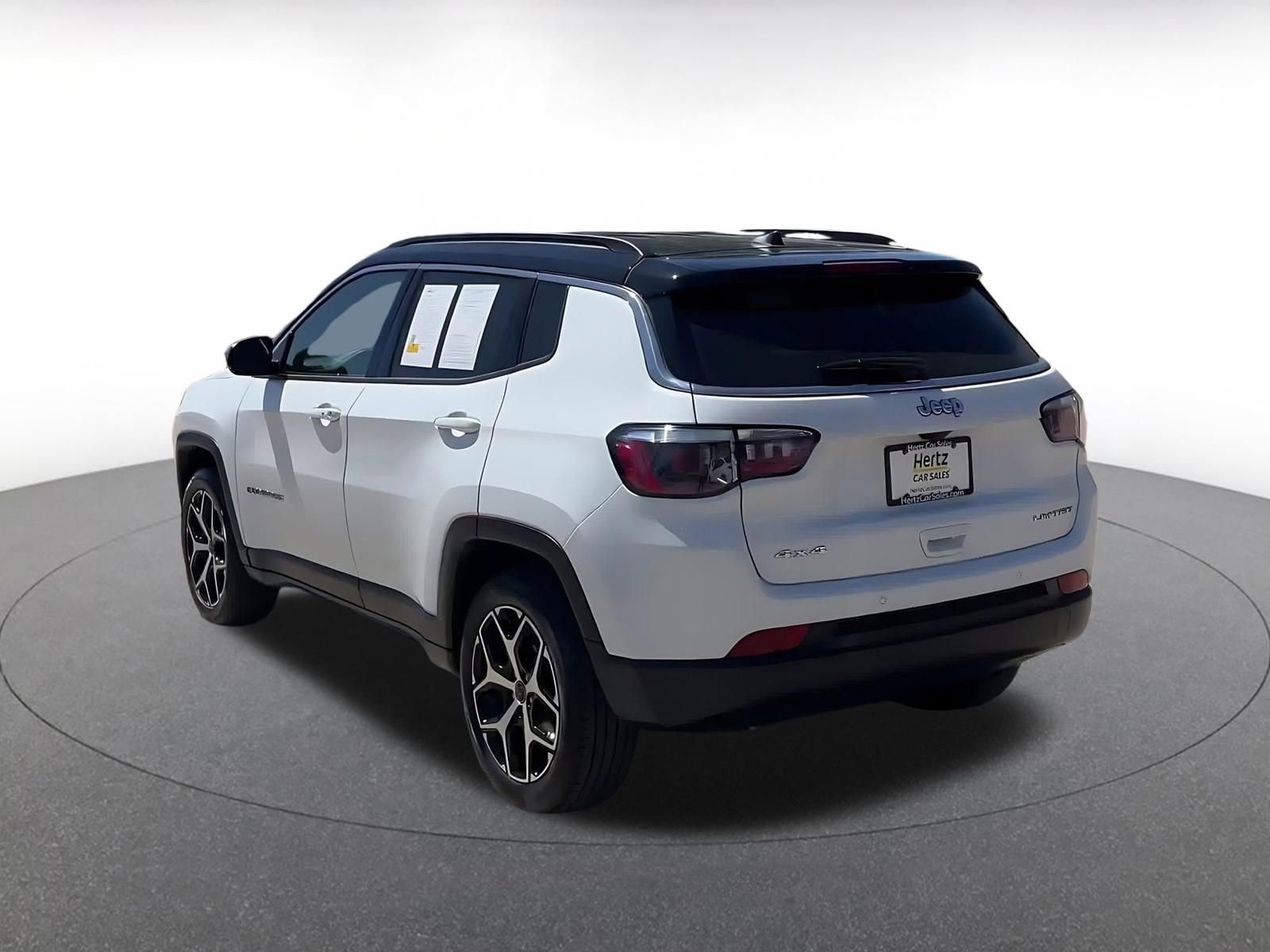 Thumbnail: 2025 Toyota Corolla - 11