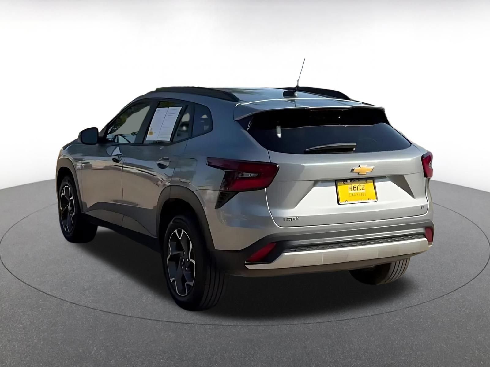 Thumbnail: 2025 Chevrolet Trax - 11
