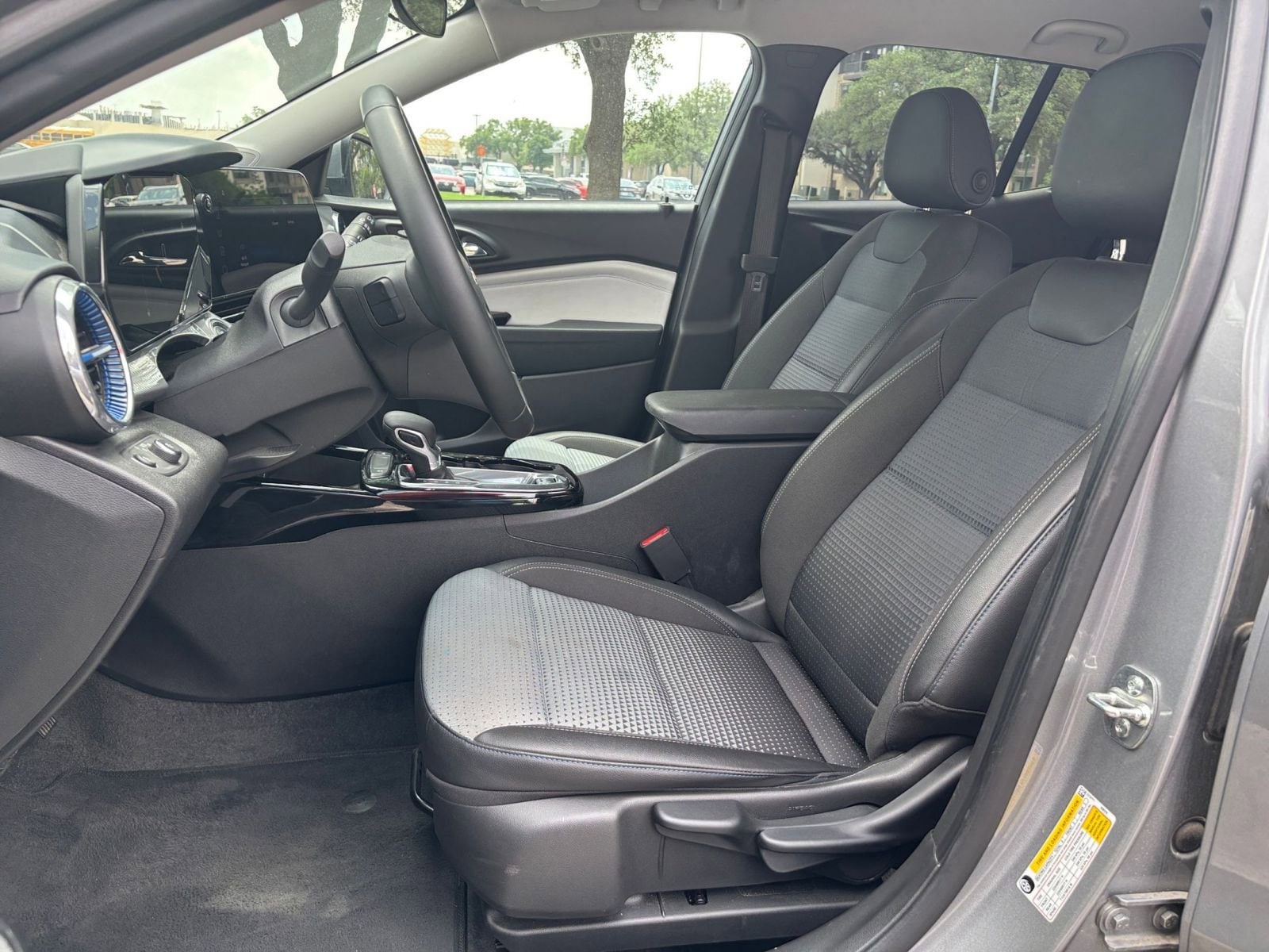 Thumbnail: 2025 Chevrolet Trax - 22