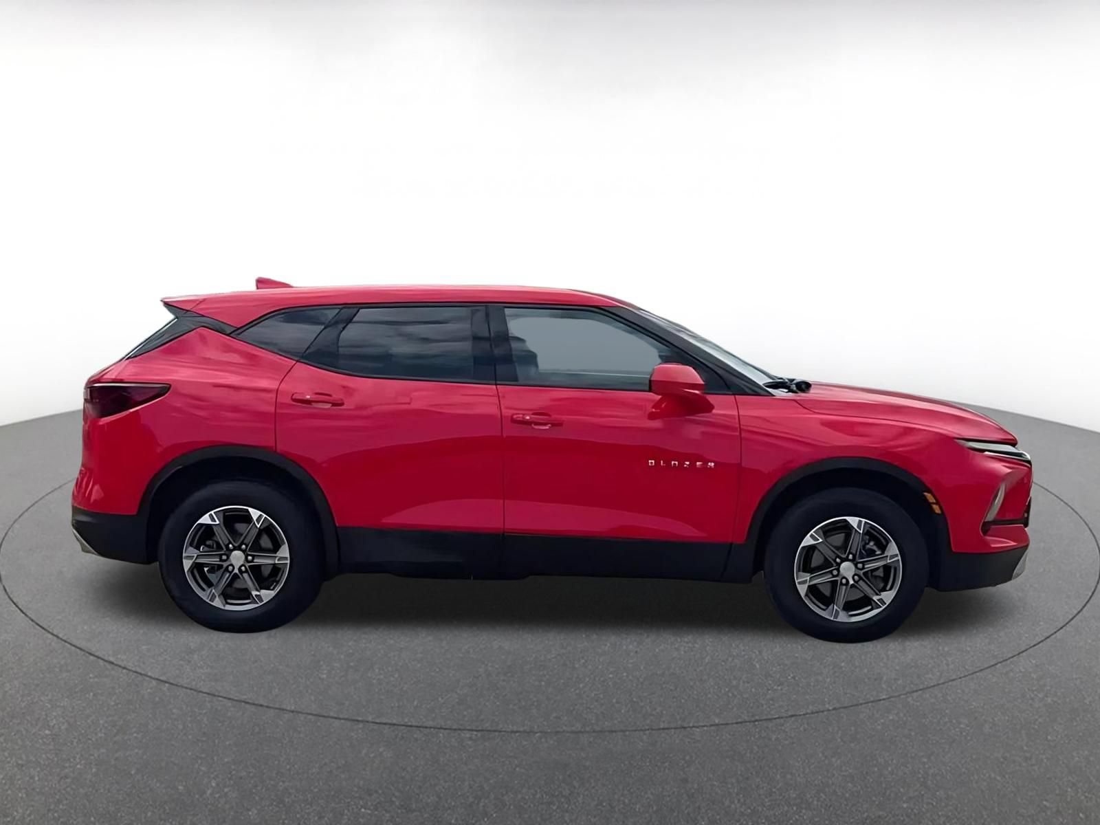 Thumbnail: 2025 Chevrolet Blazer - 16