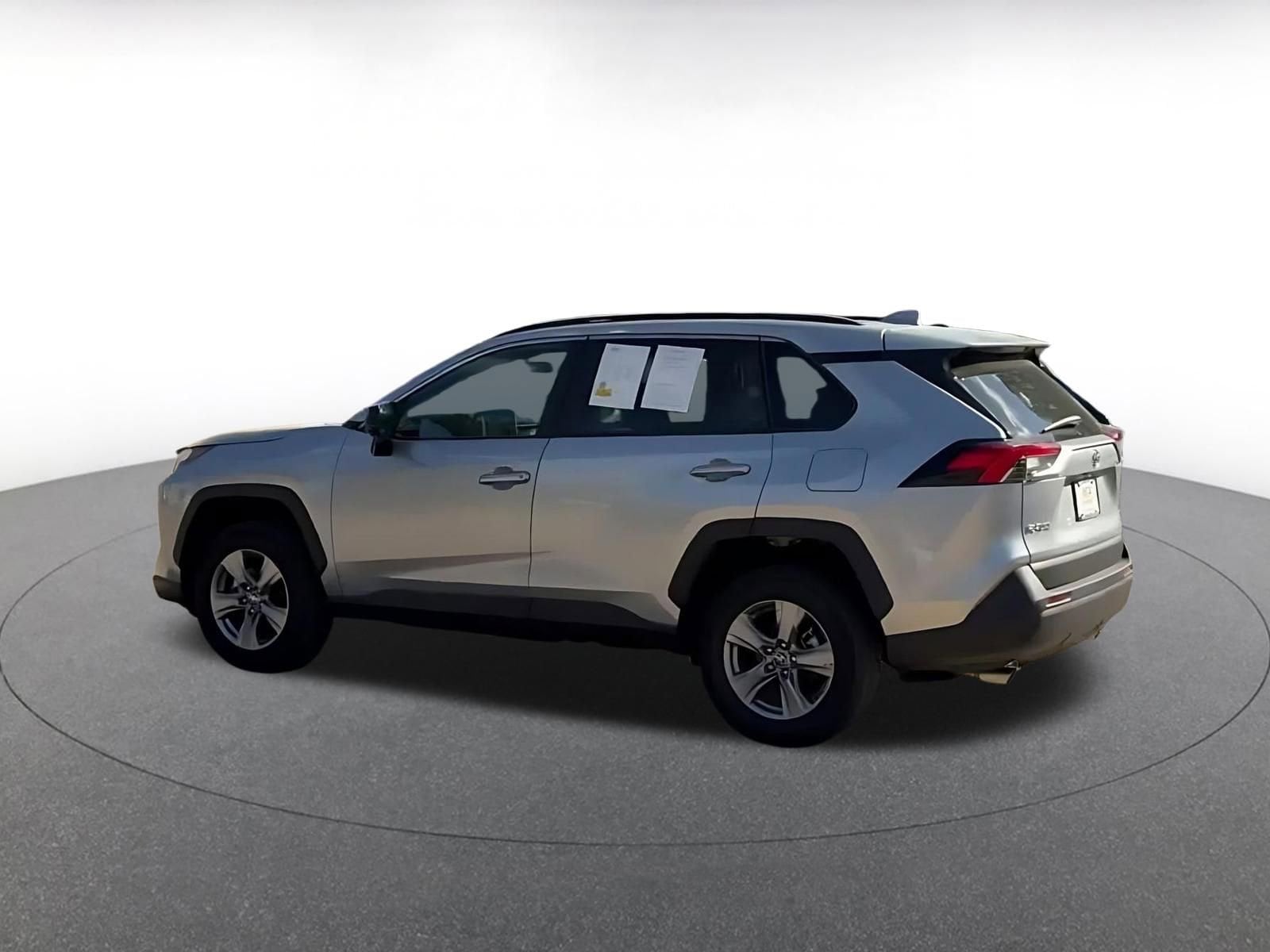 Thumbnail: 2025 Toyota RAV4 - 10