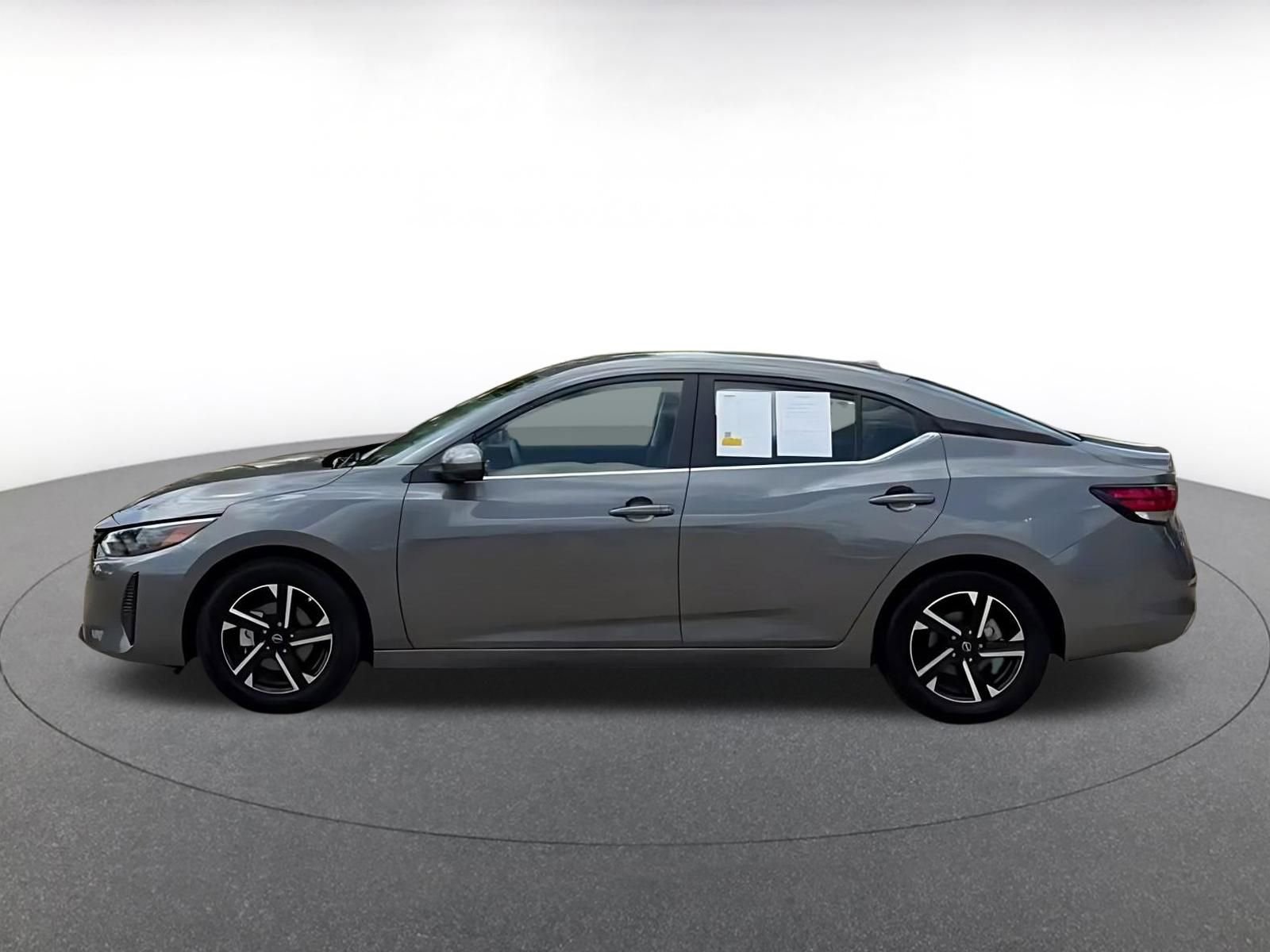 Thumbnail: 2025 Nissan Sentra - 9