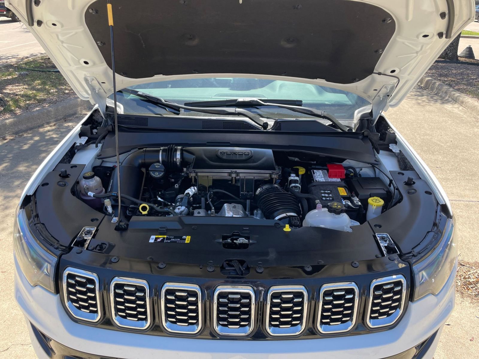 Thumbnail: 2025 Toyota Corolla - 35