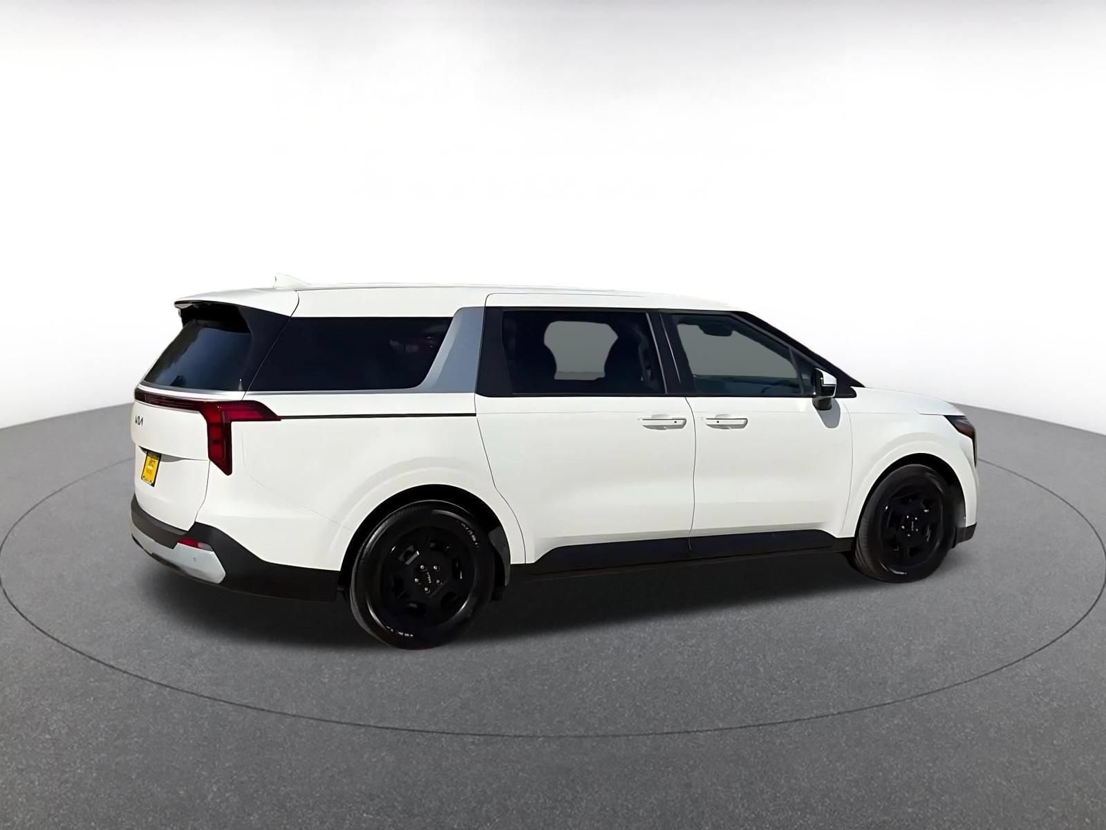Thumbnail: 2026 Kia Carnival - 12