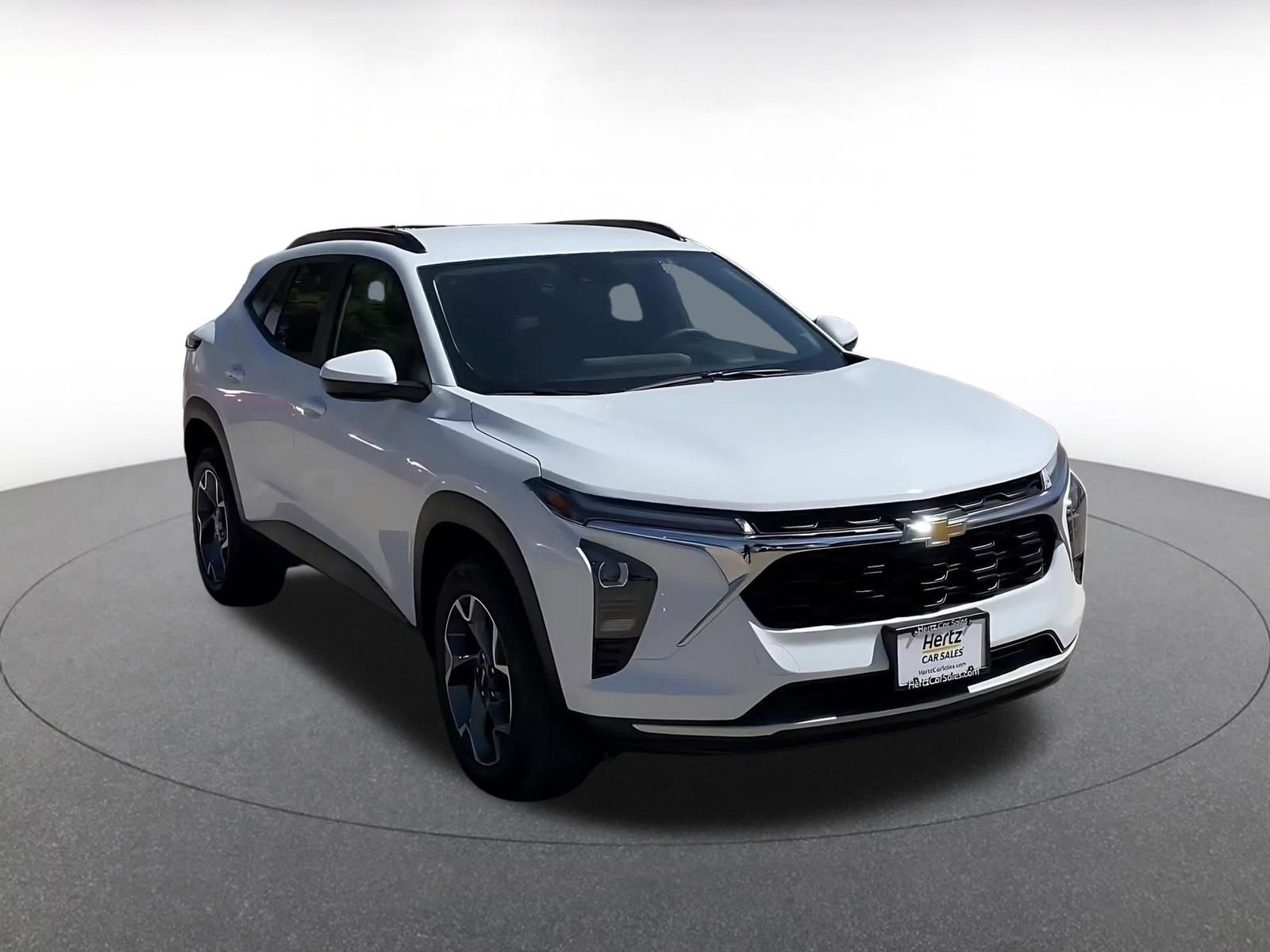 Thumbnail: 2025 Chevrolet Trax - 2