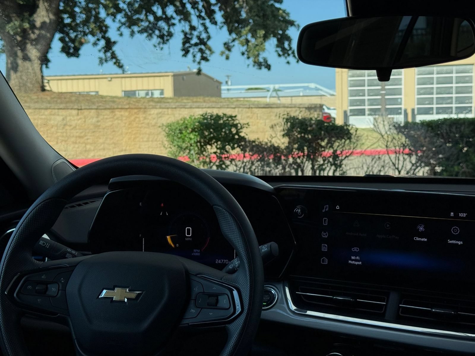 Thumbnail: 2025 Chevrolet Trax - 34