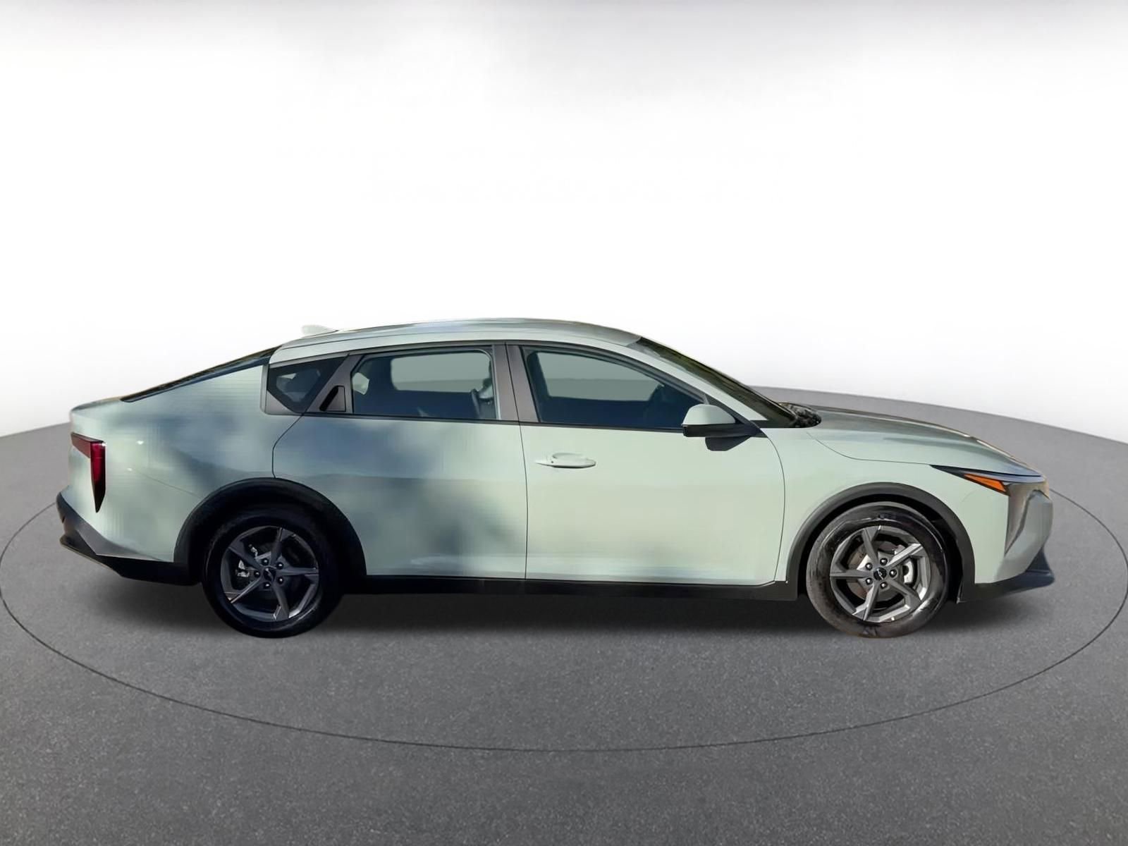 Thumbnail: 2025 Kia K4 - 16