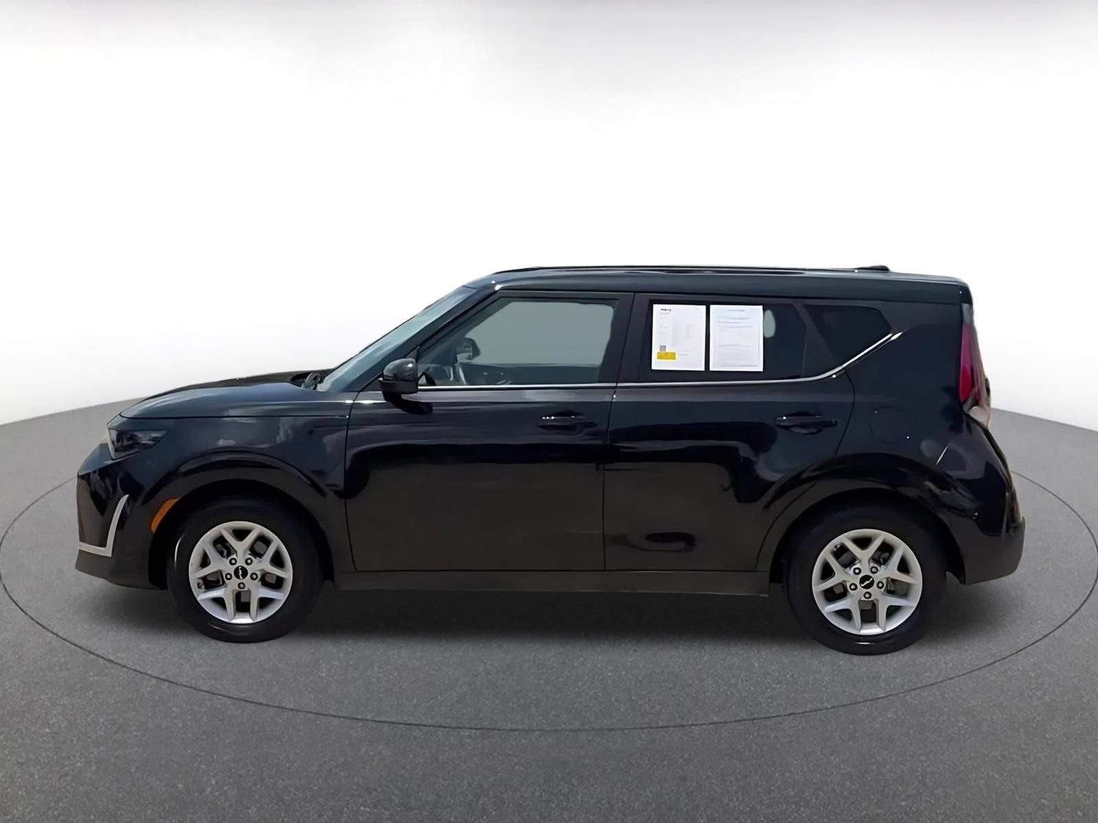Thumbnail: 2025 Kia Soul - 9