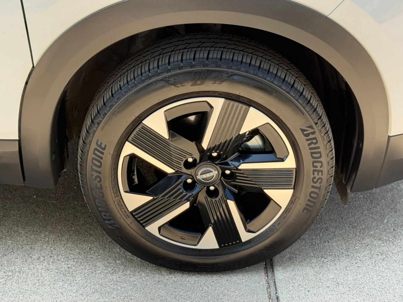 Thumbnail: 2026 Nissan Kicks - 30