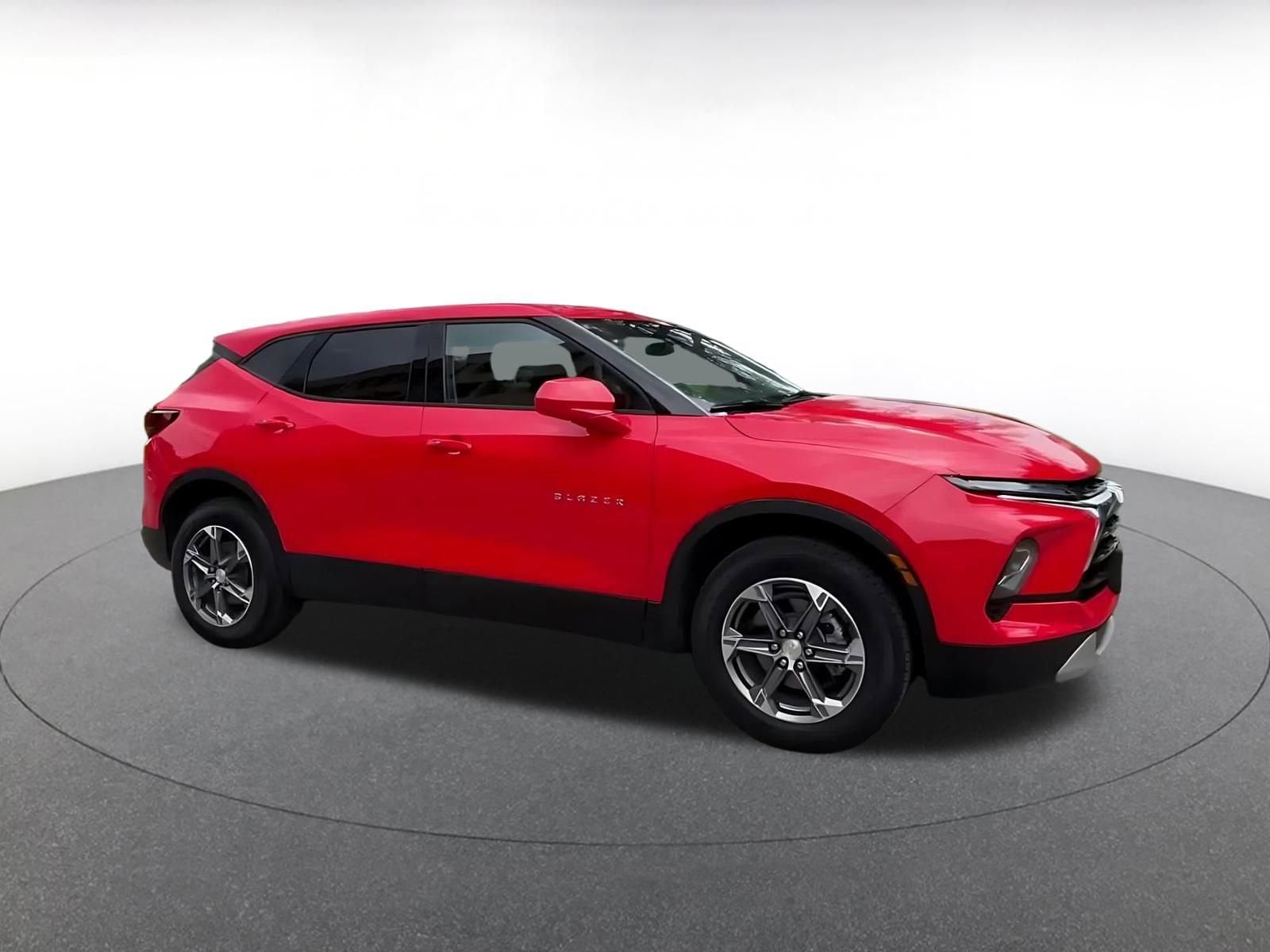 Thumbnail: 2025 Chevrolet Blazer - 2